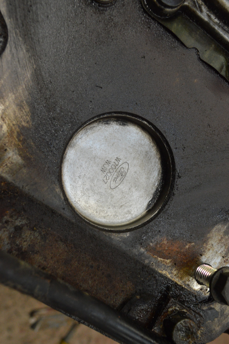 Illustration for article titled Engine work, part 1.